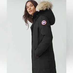 Black Canada goose shelburne parka size XS